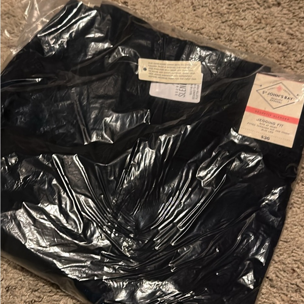 St John’s Bay Dark Denim Jeggins NWT Sz L